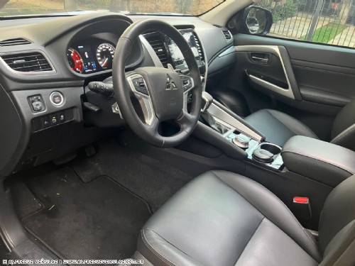 Mitsubishi PAJERO SPORT HPE S  2023/2024